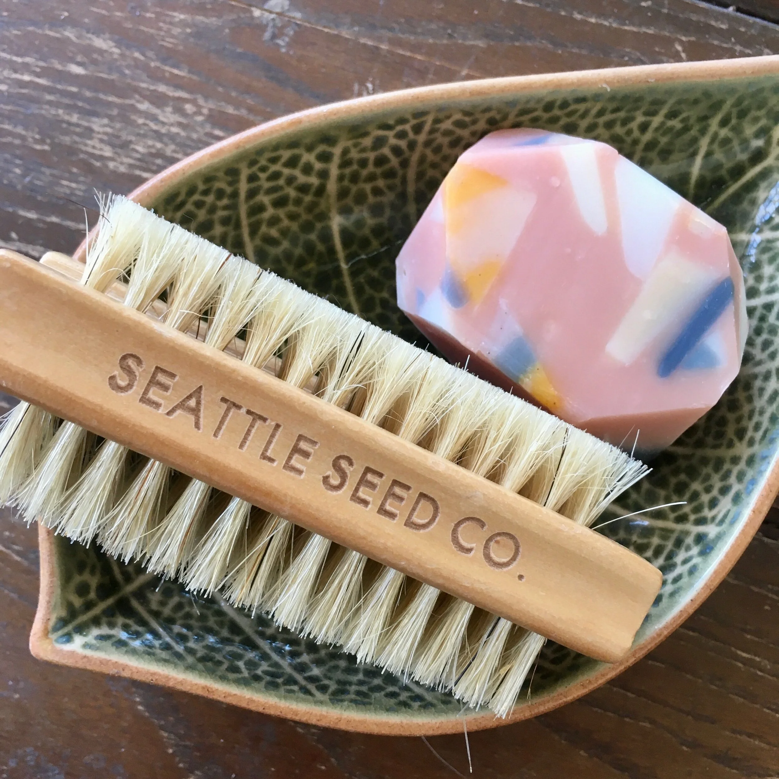 9CFF6F6F-C329-45C4-8099-40BF23C7DAA1