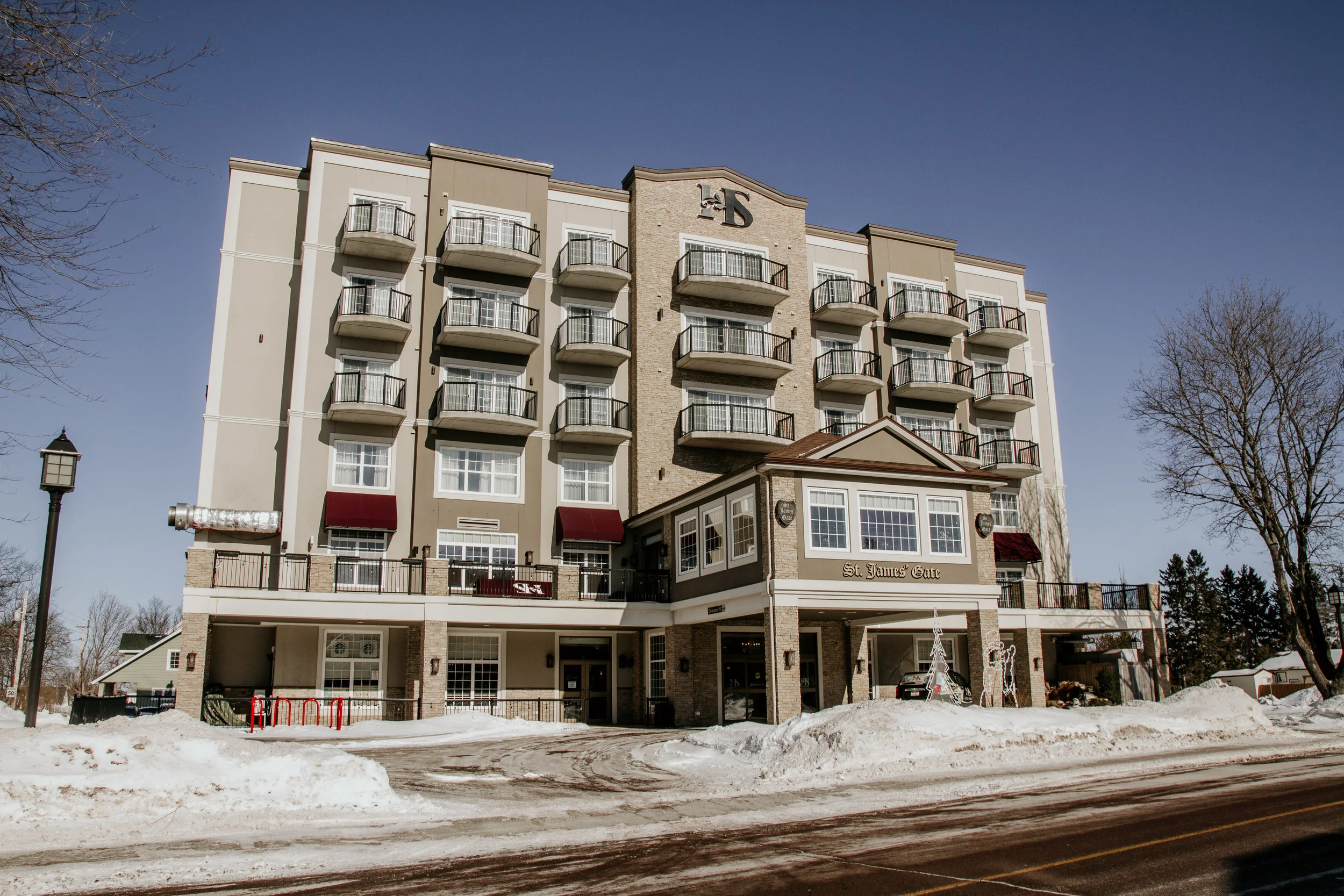 Hotel Shediac New Exterior Image 1.jpg