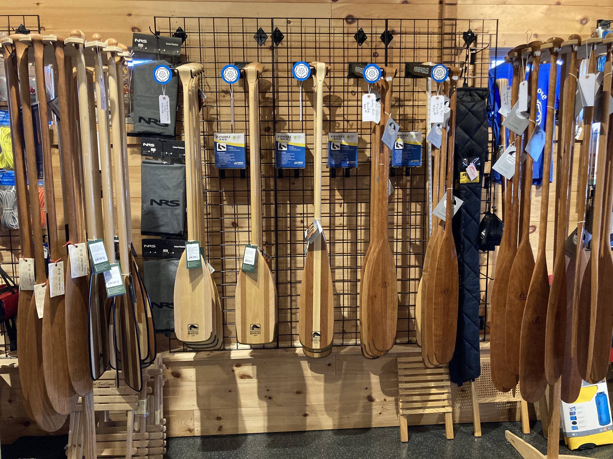 Which Canoe Paddle is Best for Recreational Paddlers? – Bending Branches