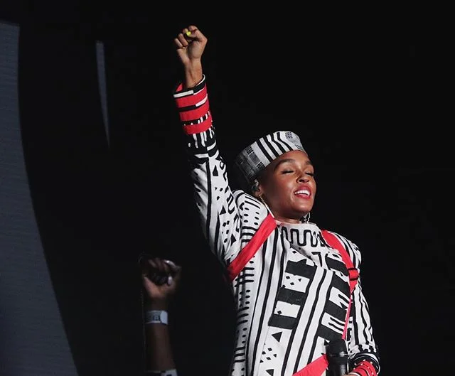 such a powerful day
.
.
@janellemonae @monaedroid @wondaland @afropunk