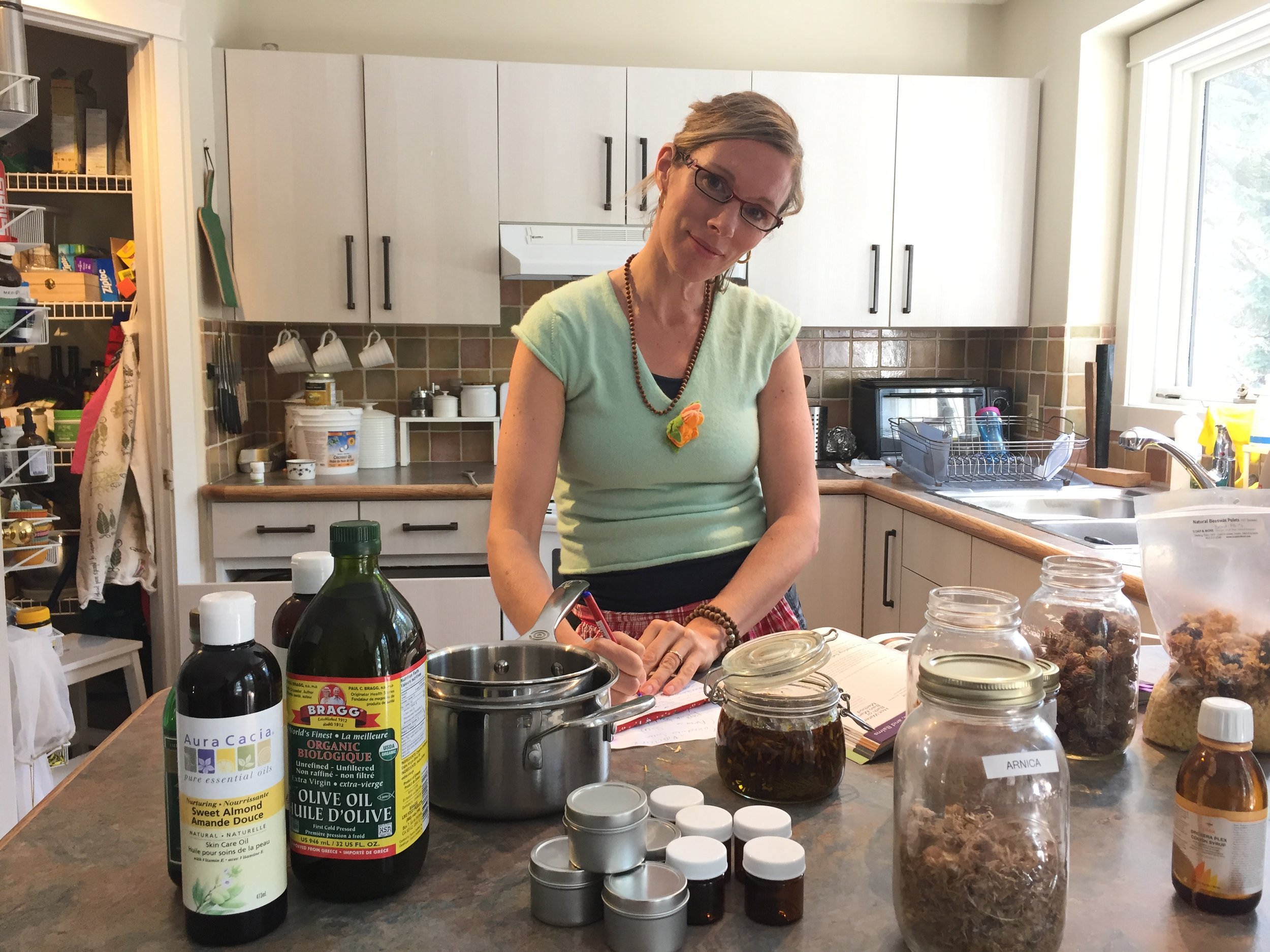 Making herbal medicines in my kitchen