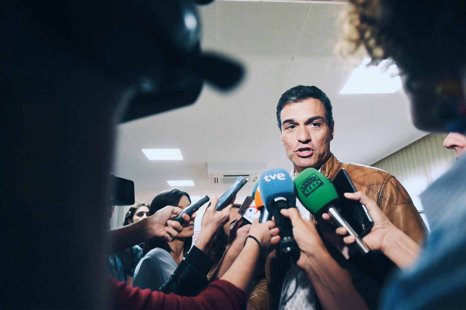 El Secretario General del PSOE , Partido Socialista Obrero Español, Pedro Sanchez entrevistado por la prensa. © EFE