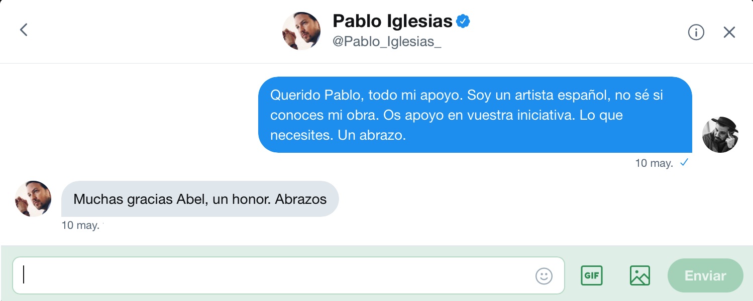 Intercambio de mensajes privados en la red social Twitter entre el artista Abel Azcona y Pablo Iglesias , Secretario General de Podemos. 