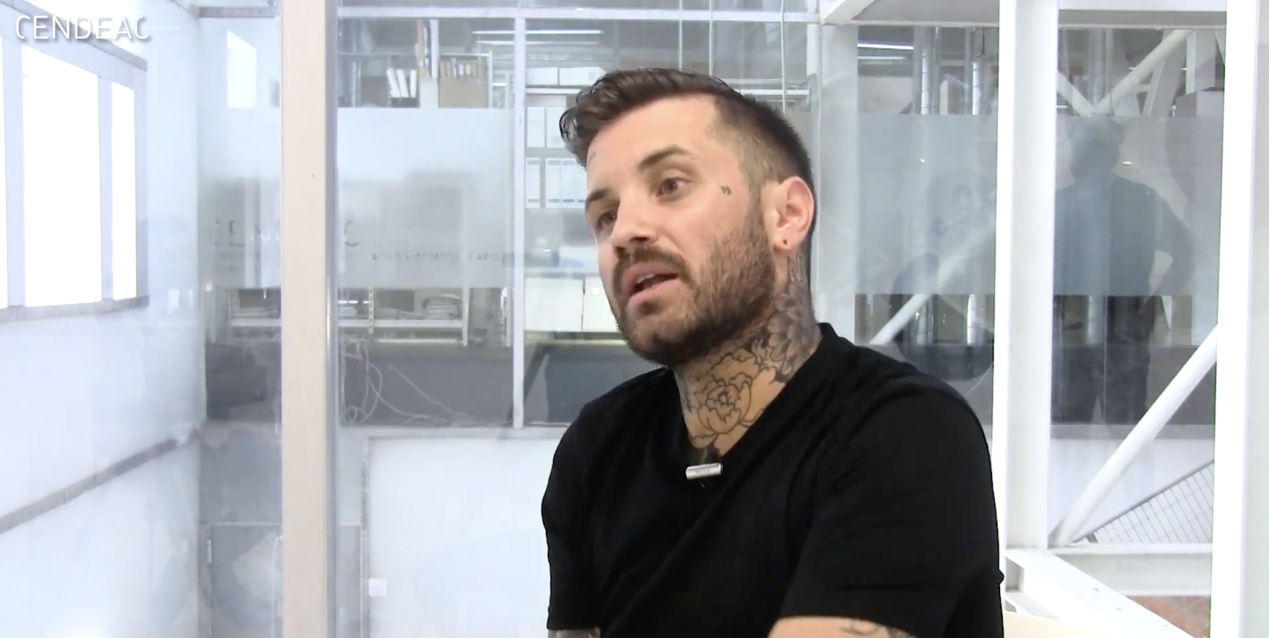 Captura de pantalla 2025-12-19 a las 18.18.11.png