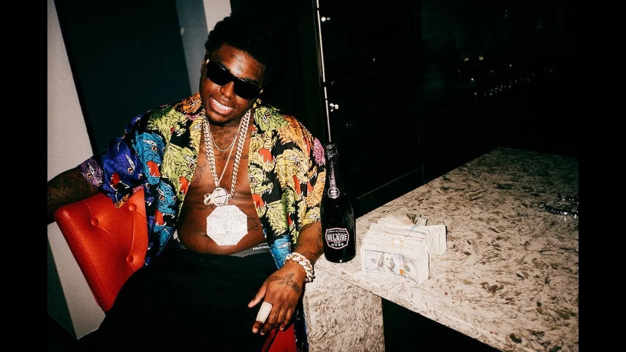 Kodak Black - If I'm Lyin, I'm Flyin [Official Video] - FIRE
