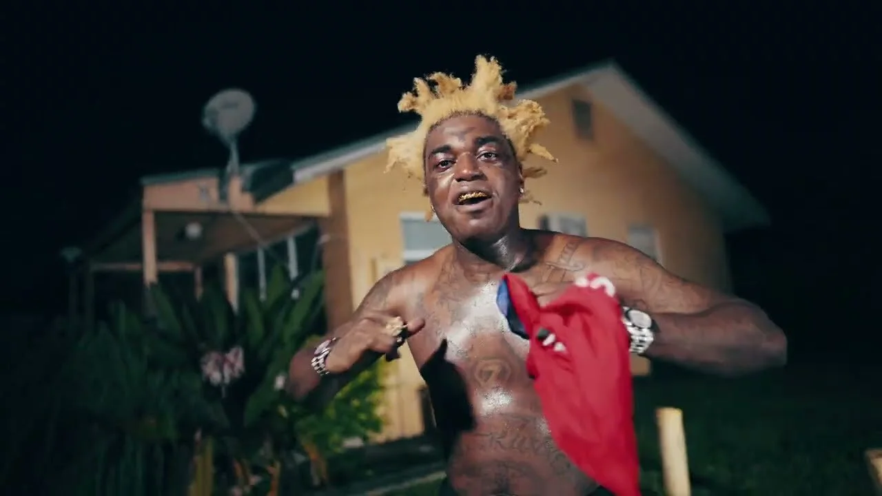 Kodak Black - Senseless [Official Music Video] - FIRE 