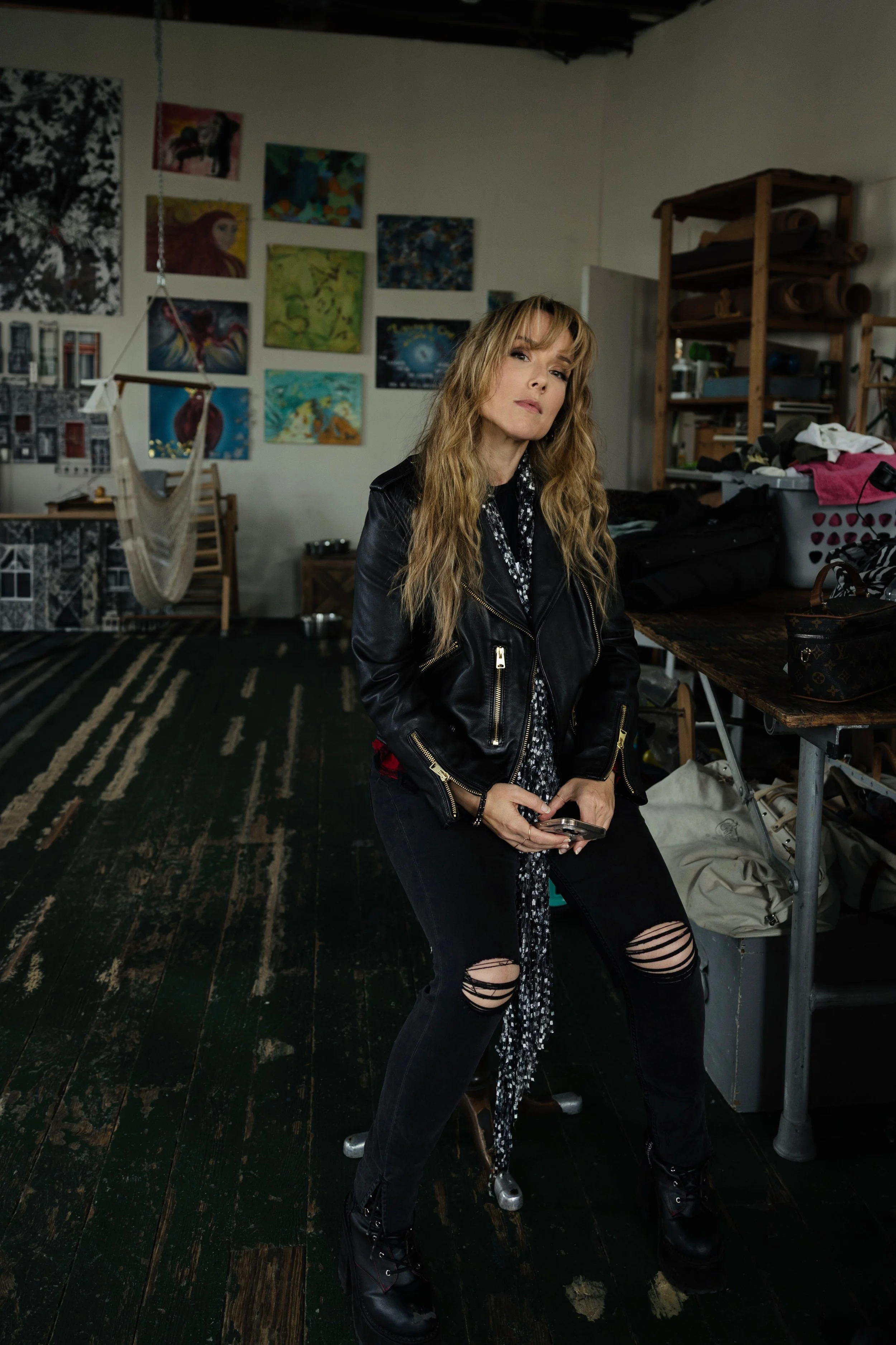 Scarlett Macfarlane Balances Raw Vulnerability and Pop-Rock Power on “Sorry”