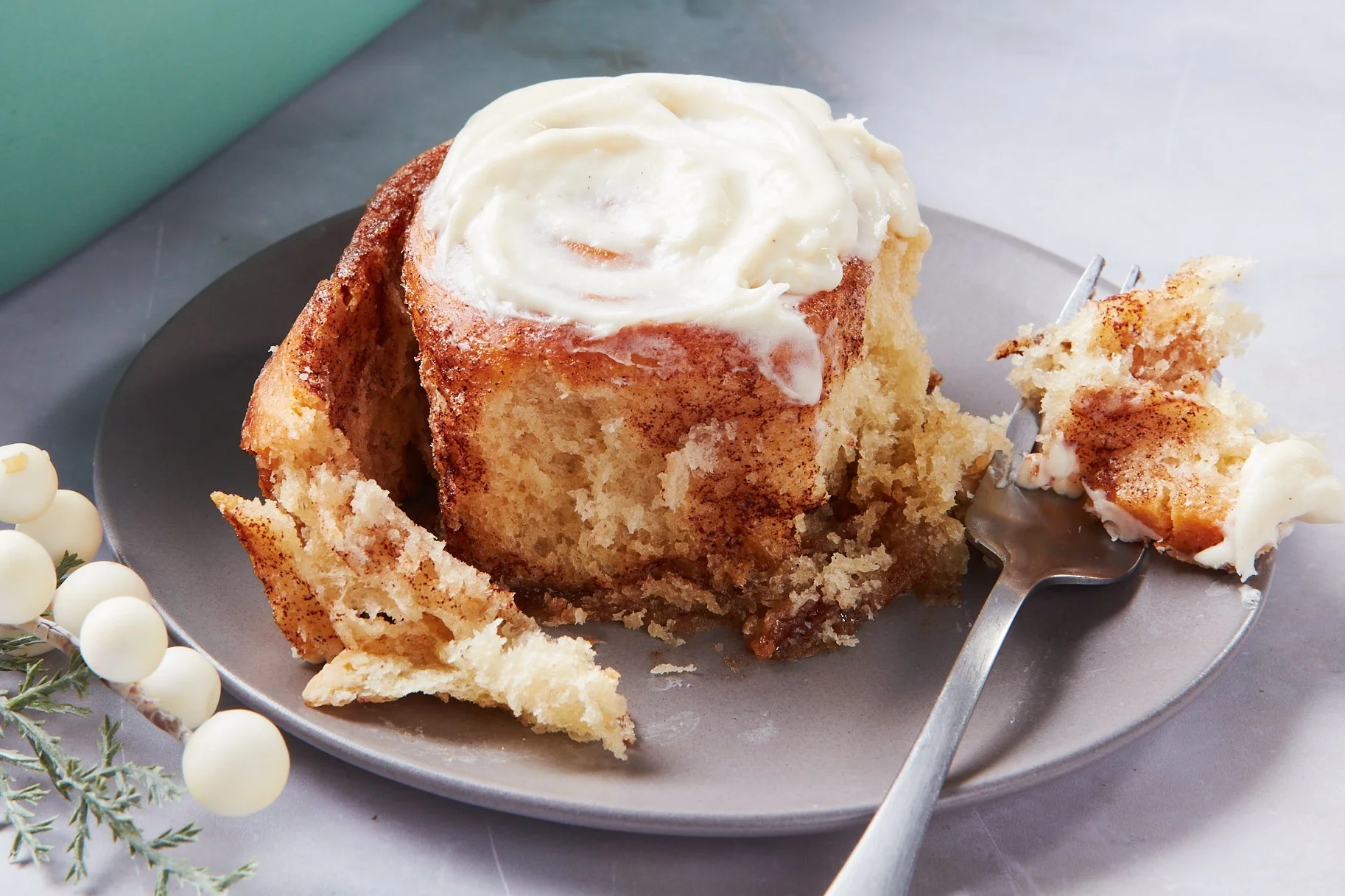 HearstMade_ShamrockFarm_EggnogBuns_109_JD_web.jpg