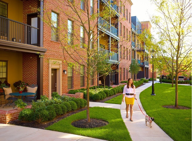 Grandview yard 7.png