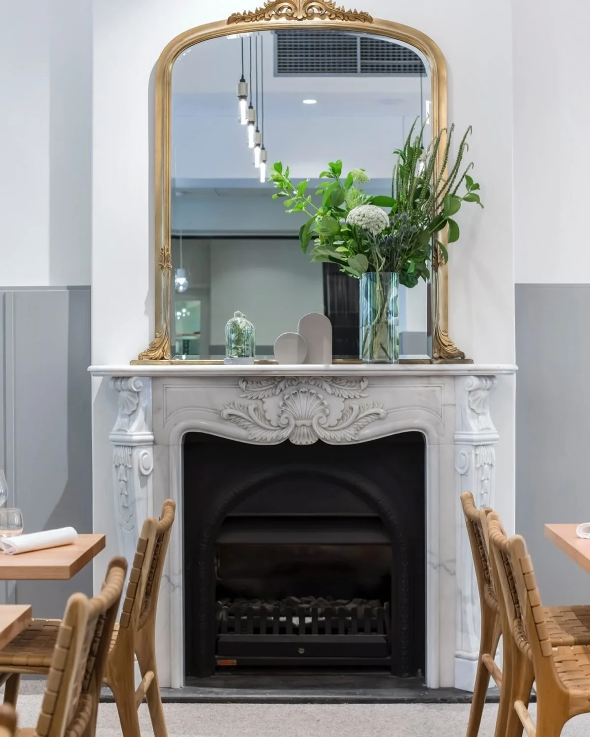 Our gorgeous restaurant space!

Dinner Monday to Saturday
Lunch Monday to Friday 
Breakfast every day of the year 😍

#adelaide #adelaidefoodie #adelaideloves #adelaiderestaurants #fireplace