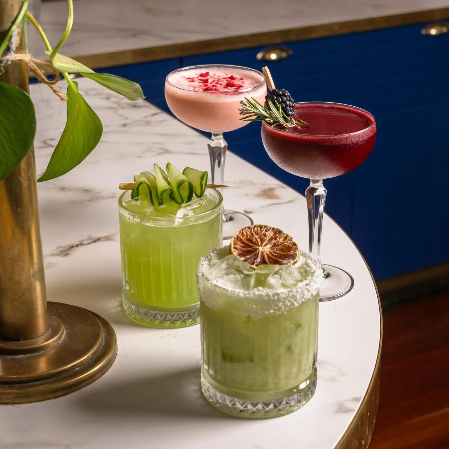 New cocktail menu launched this week!

🍸 Monday to Saturday!
🍹 cocktail happy hour every Friday 6-8pm

📸 @notyourleftovers 

#cocktail #cocktailbar #adelaidebars #adelaideloves #adelaide @experienceadl @adelaideloves @annathomasproductions @johnny