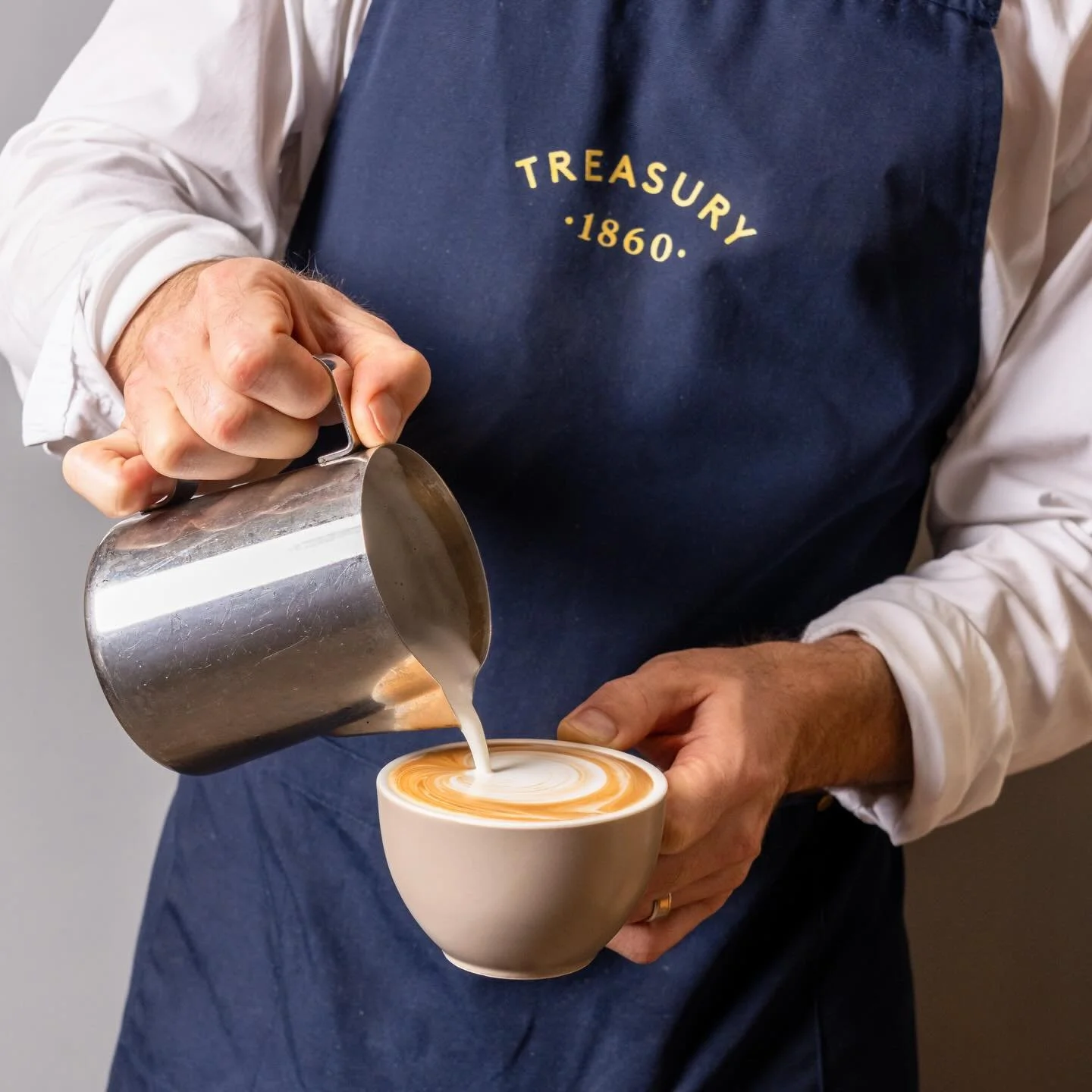 Serving @uptowncoffeeroasters coffee from 6:30am weekdays. With the fire blaring, why not wake up and warm up with @treasury1860 🔥

Hours-
6:30am Monday-Friday
8am Saturday, Sunday and Public Holidays 

📸 @notyourleftovers 

#coffee #breakfast #ade