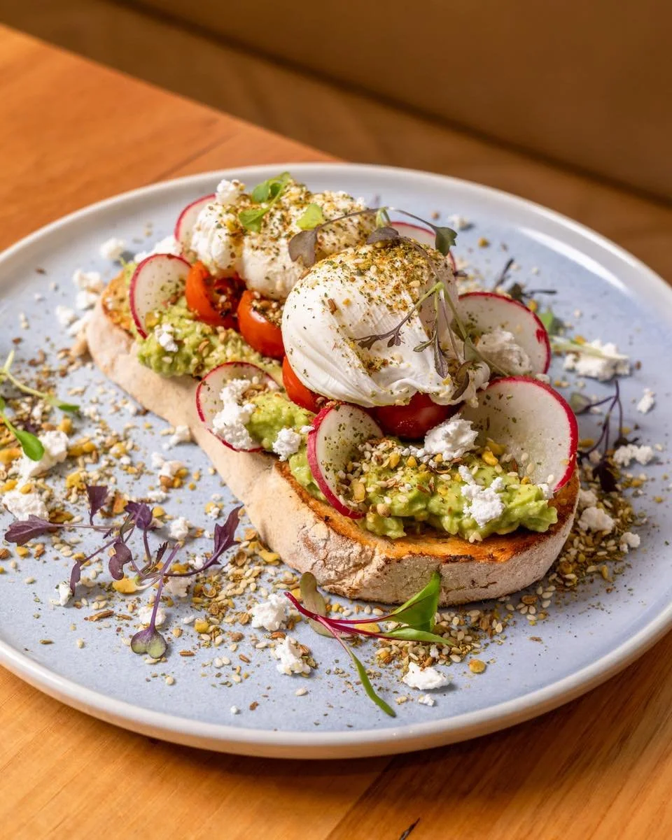 Smashed avocado @treasury1860.

Open for breakfast 7 days a week
Monday to Friday 6:30am-10am
Saturday, Sunday, PH 8am - 11am

#brunch #breakfast #smashedavo #adelaidebrunch #adelaideloves
johnny_the_chef_holmes annathomasproductions experienceadl