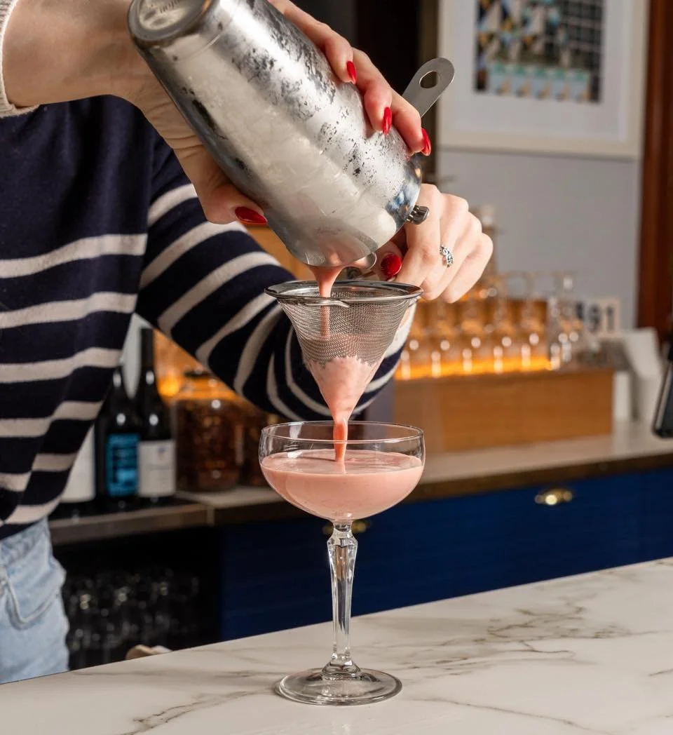 Happy Friday!!

Why not finish your week with 4 solid happy hours at Treasury 1860!!
4-6pm 🍺 + 🍷 
6-8pm 🍹 🍸 

 #🍹🍹#cocktails #happyhour #adelaidebars #adelaidecocktails #adelaide #beer #wine
experienceadlannathomasproductionsjohnny_the_chef_hol