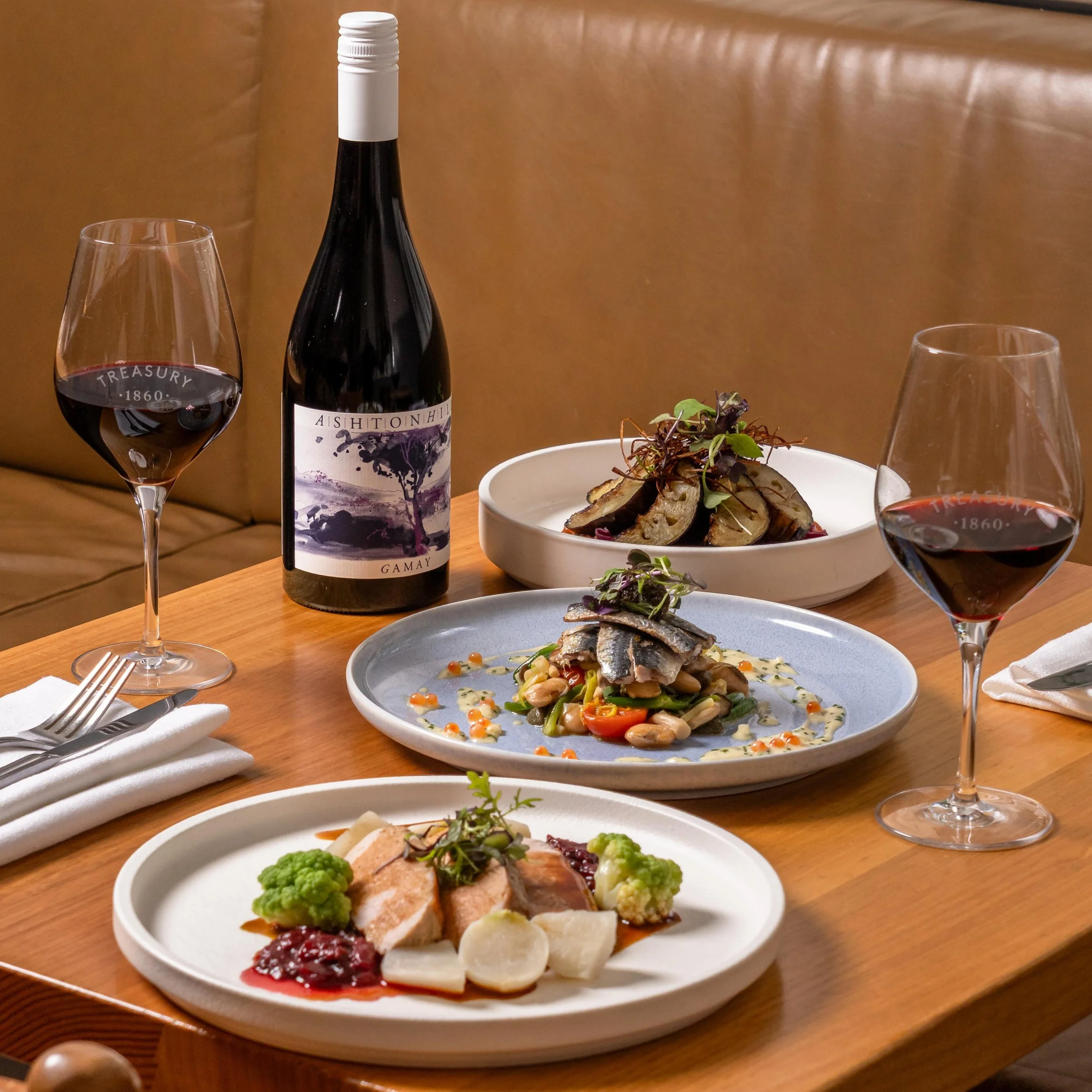 Dinner at @treasury1860.
New seasonal menu items #porkloin #sardines #eggplant paired with @ashtonhillsvineyard Gamay! 😋 

📸 @notyourleftovers 

#adelaiderestaurants #adelaidefood @johnny_the_chef_holmes @annathomasproductions