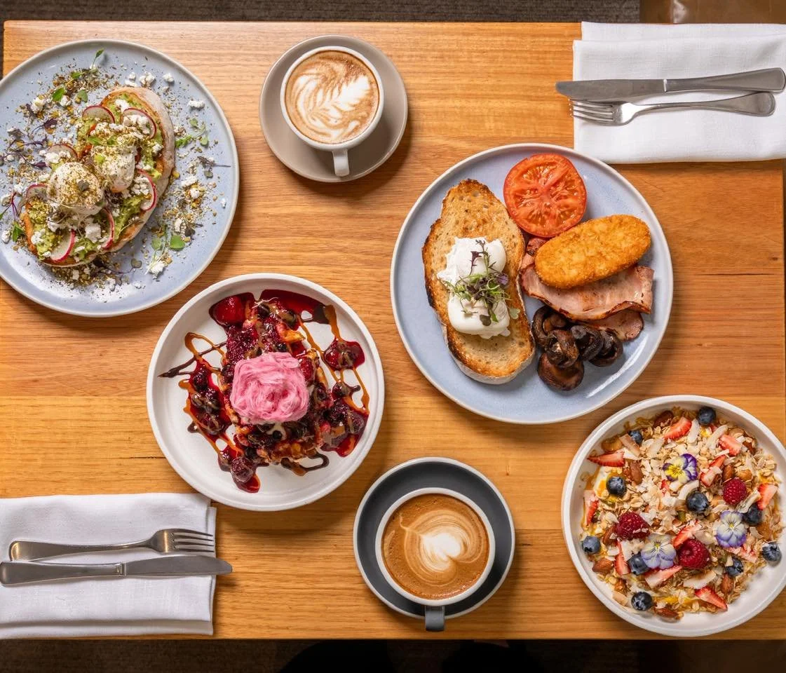 Open for breakfast Sat, Sunday and Monday this October long weekend. 
From 8am to 11am.

Bookings recommended 

Glam Adelaide Experience Adelaide King William Street Adelaide #breakfastideas #brunchtime #adelaideeats #smashedavo #coffee uptowncoffeer