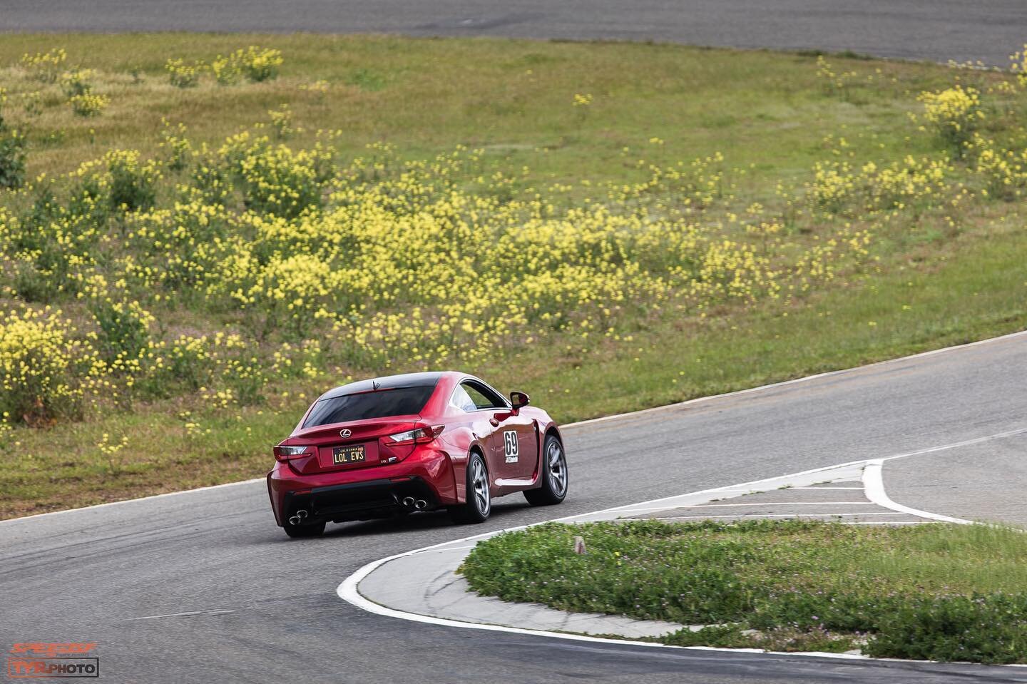 Would you rather be consistent with a slower average pace - or able to go fast only for one lap?
.
.
.
#speedsf #speedsftrackevents #thunderhill #thunderhillraceway