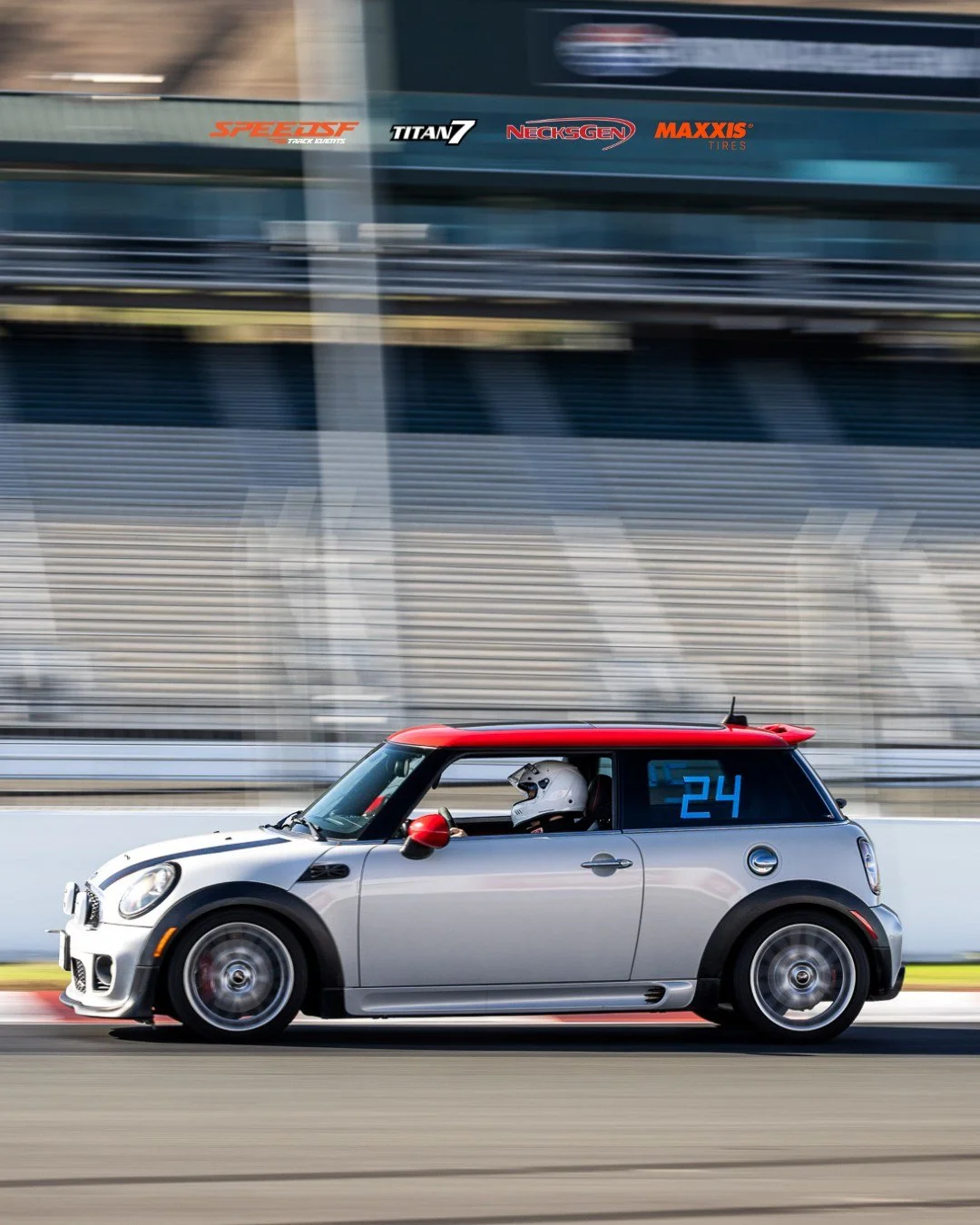 We need more hot hatches out there.
Light, quick, and way more fun than most cars today. 

📍Sonoma Raceway
📸: @purposebuilt_trevor
Partners: @titan7wheels @maxxistires @necksgen
#speedSF #titan7 #maxxistires #necskgen #bayarea #norcalevents #TrackD