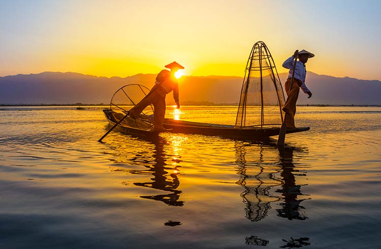 inle-lake-fishermen-istock.jpg