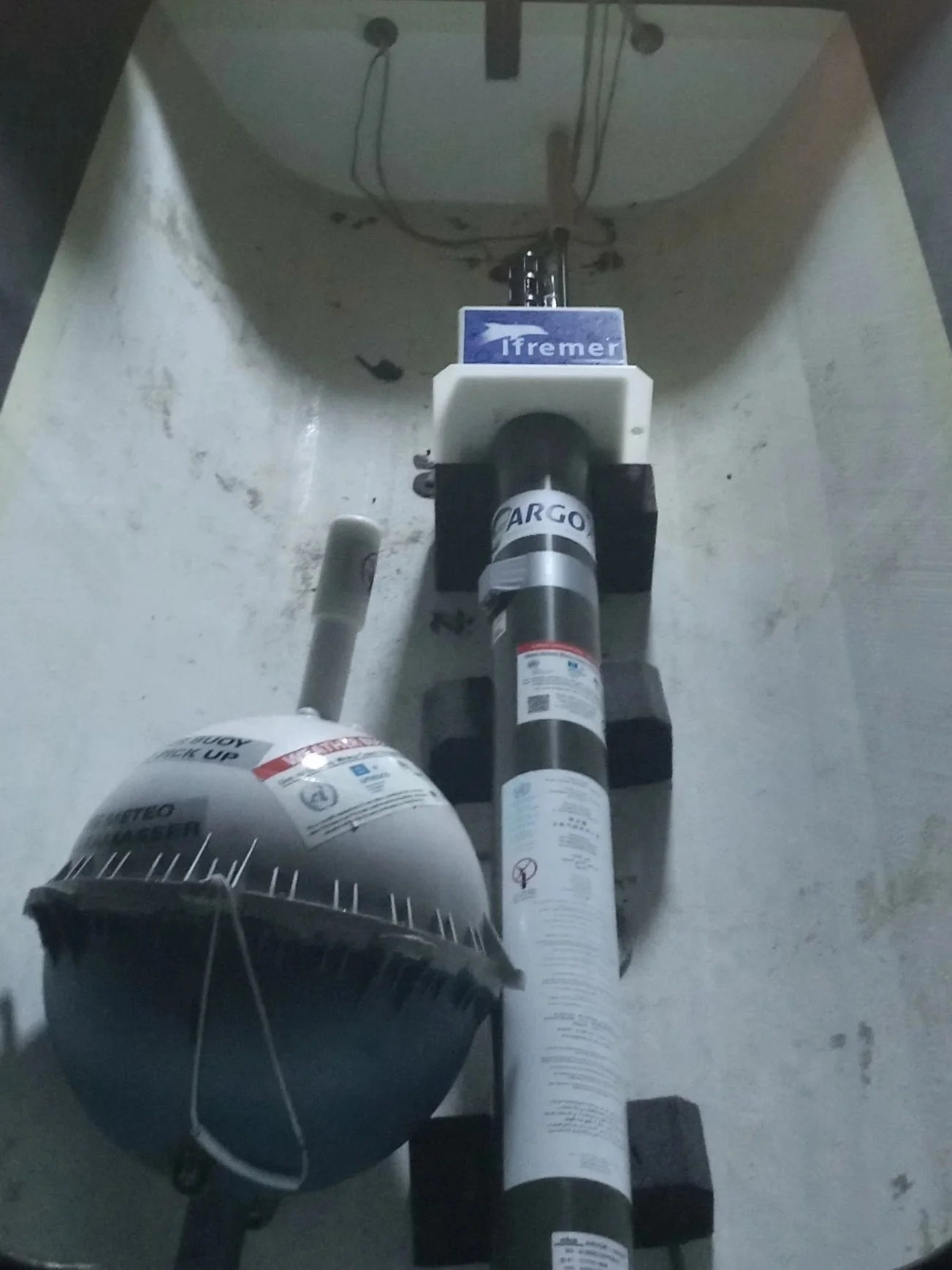 Flotteur Argo et bouée dérivante - à bord de l'Ultim MACSF