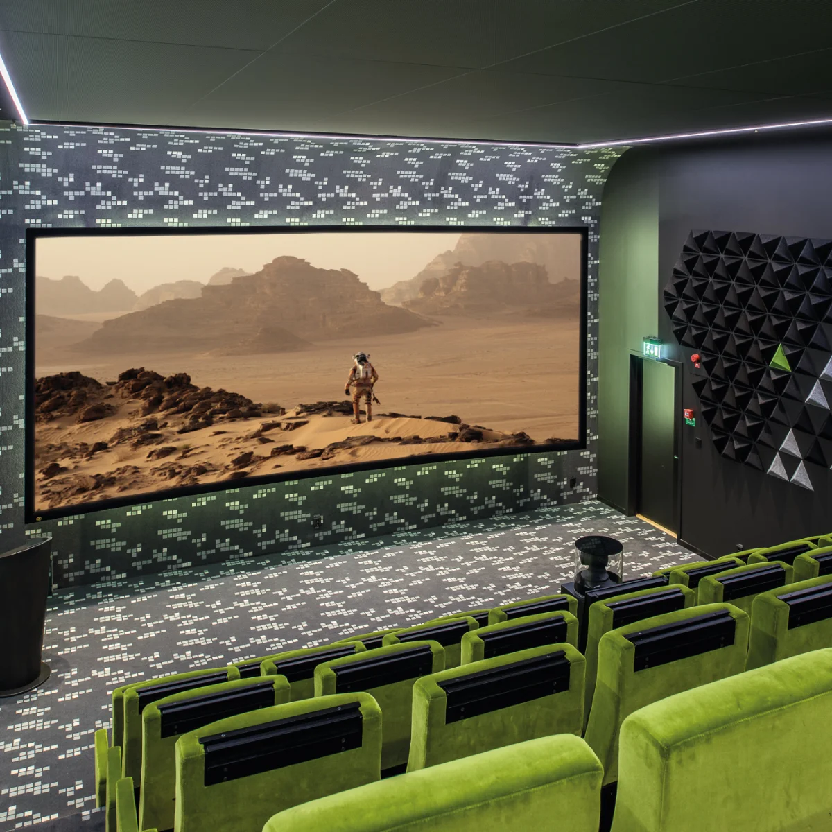 Artcoustic_Dedicated-Cinema_Spotify-HQ.jpg