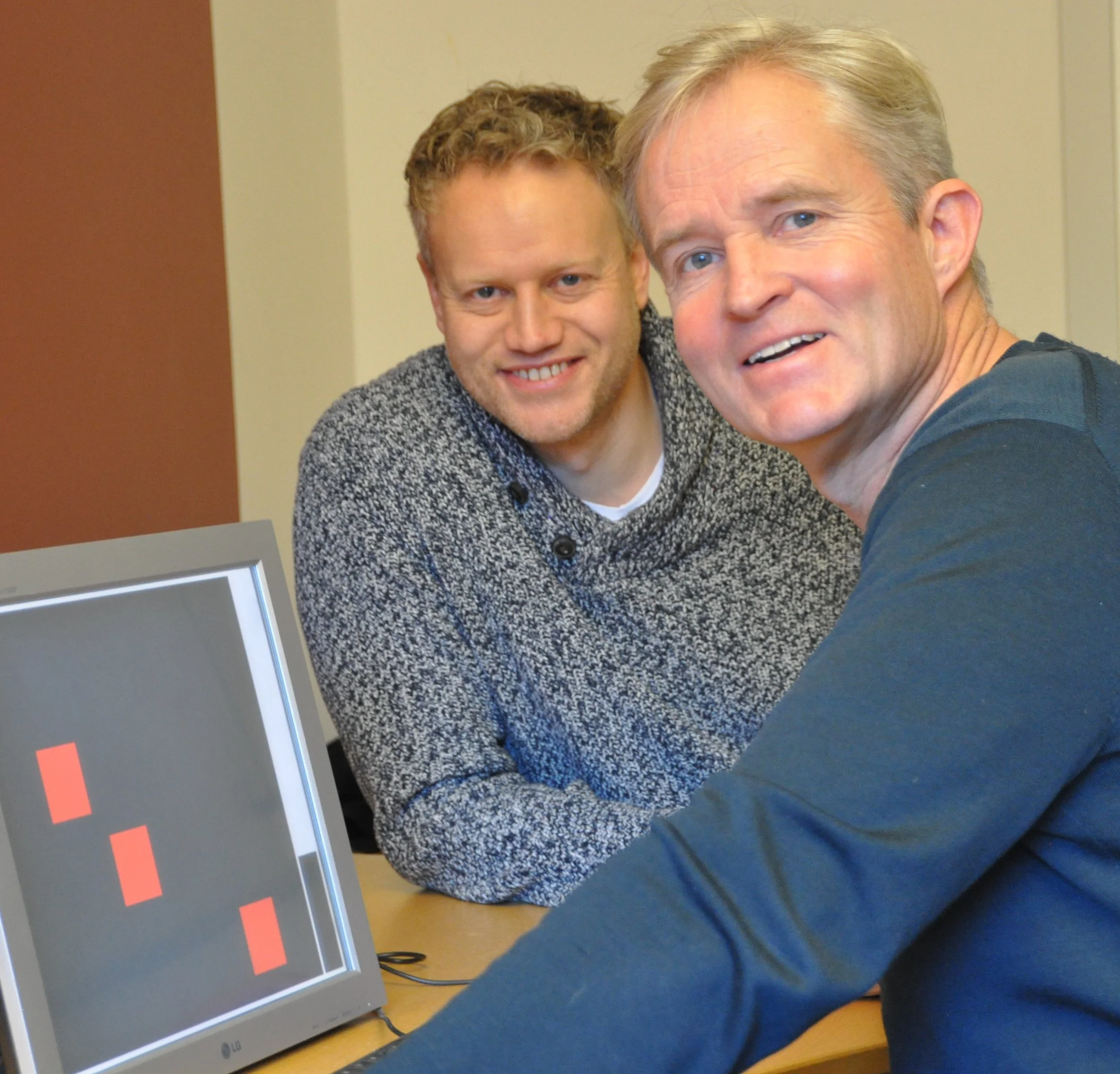 Hurra! Det finnes nasjonale retningslinjer for rehabilitering etter hjerneslag - også når det gjelder kognitive vansker. Men hvorfor følges de så dårlig opp? Og kjenner fastlegen din til dem?