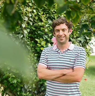 Dr. James Ford and Mya Sherman featured in the Peruvian news papers La Republica and Correo