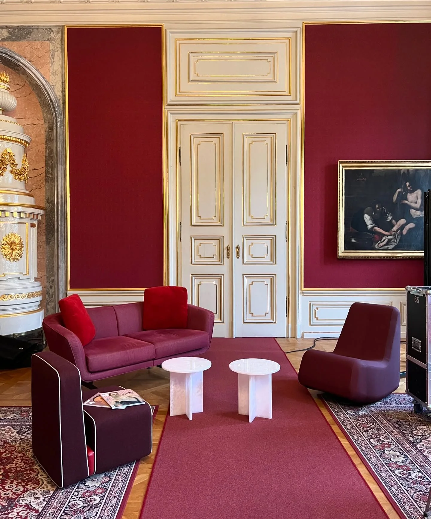 Lammas side tables 

Pink Onyx

size: diameter 40cm, h.43cm

Na&scaron;e stol&iacute;ky boli zapožičan&eacute; na event TopSession @topfashionmagazine . S radosťou sme boli s&uacute;časťou tohto podujatia. V pr&iacute;pade z&aacute;ujmu o k&uacute;pu