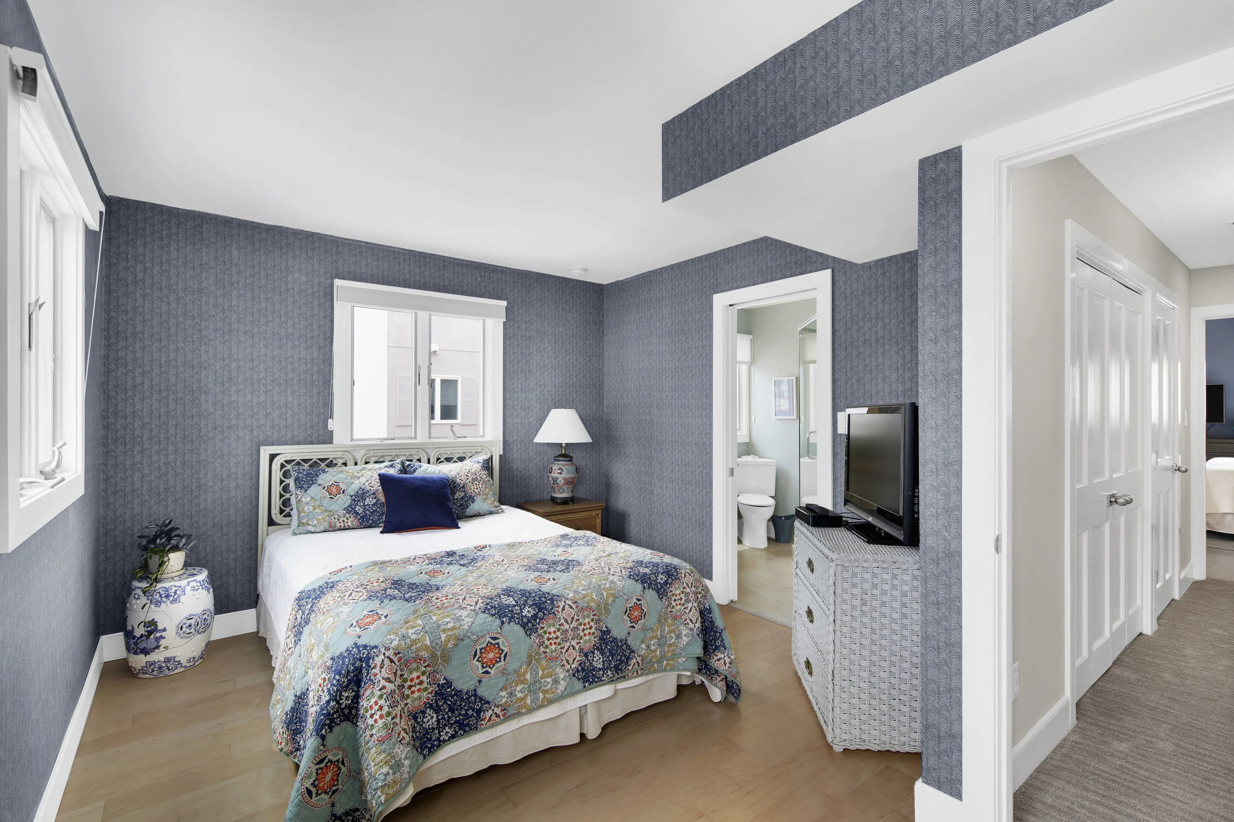 5 Seagate Court-00020.jpg