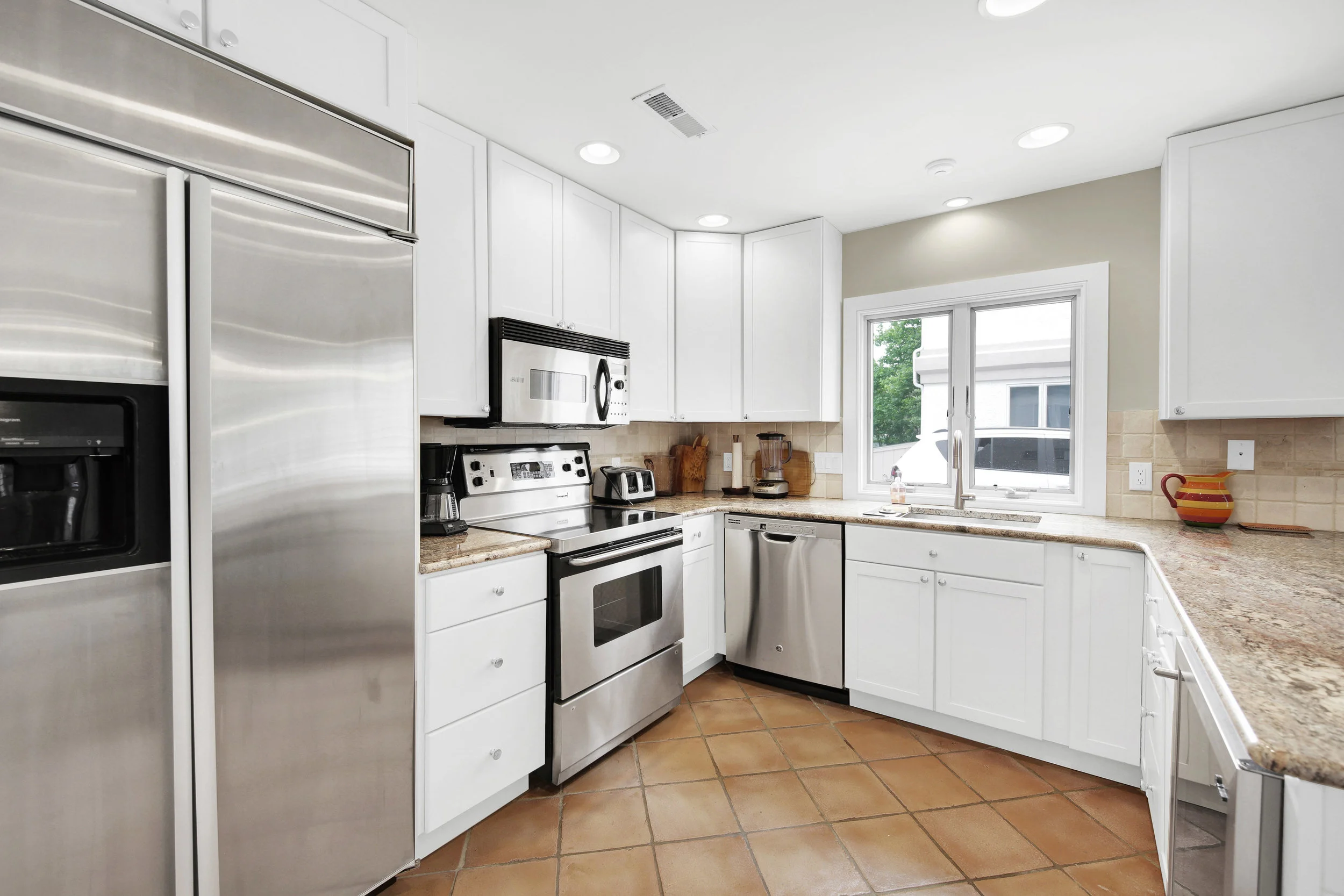 5 Seagate Court-00026.jpg