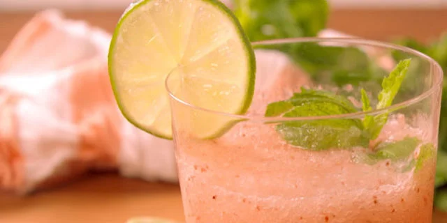 Prosecco Slushie with Grapesicles