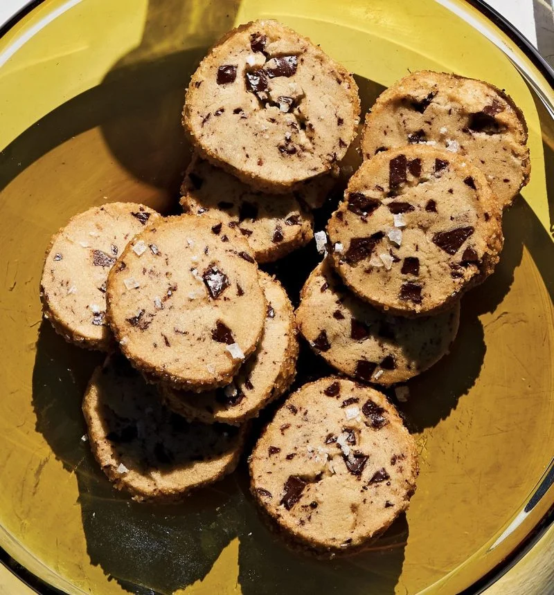 salted-butter-and-chocolate-chunk-shortbread-e1516302017997.jpg