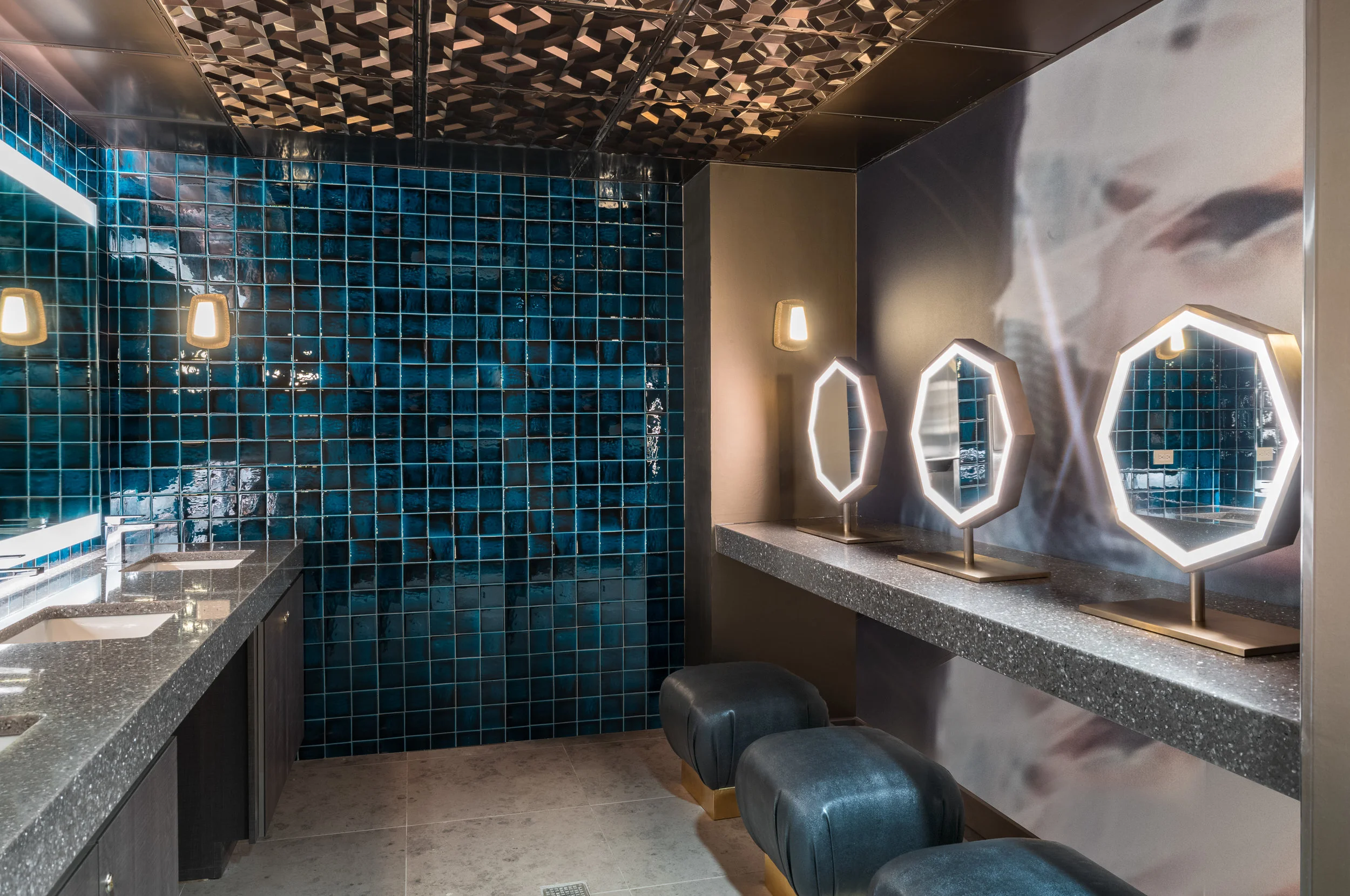 tryp-0318-350-2-2.jpg
