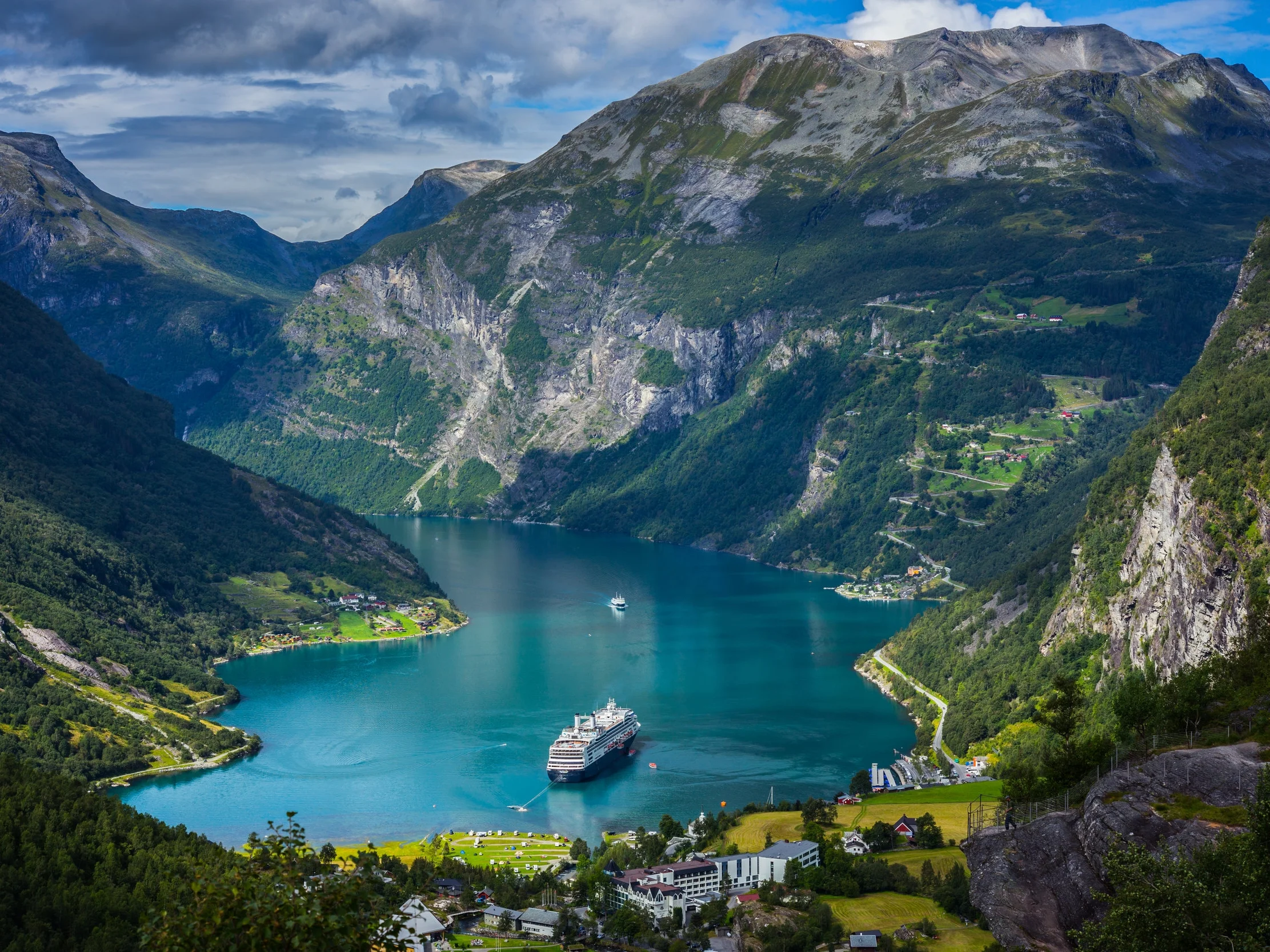 wandermust-cruises-2.jpg
