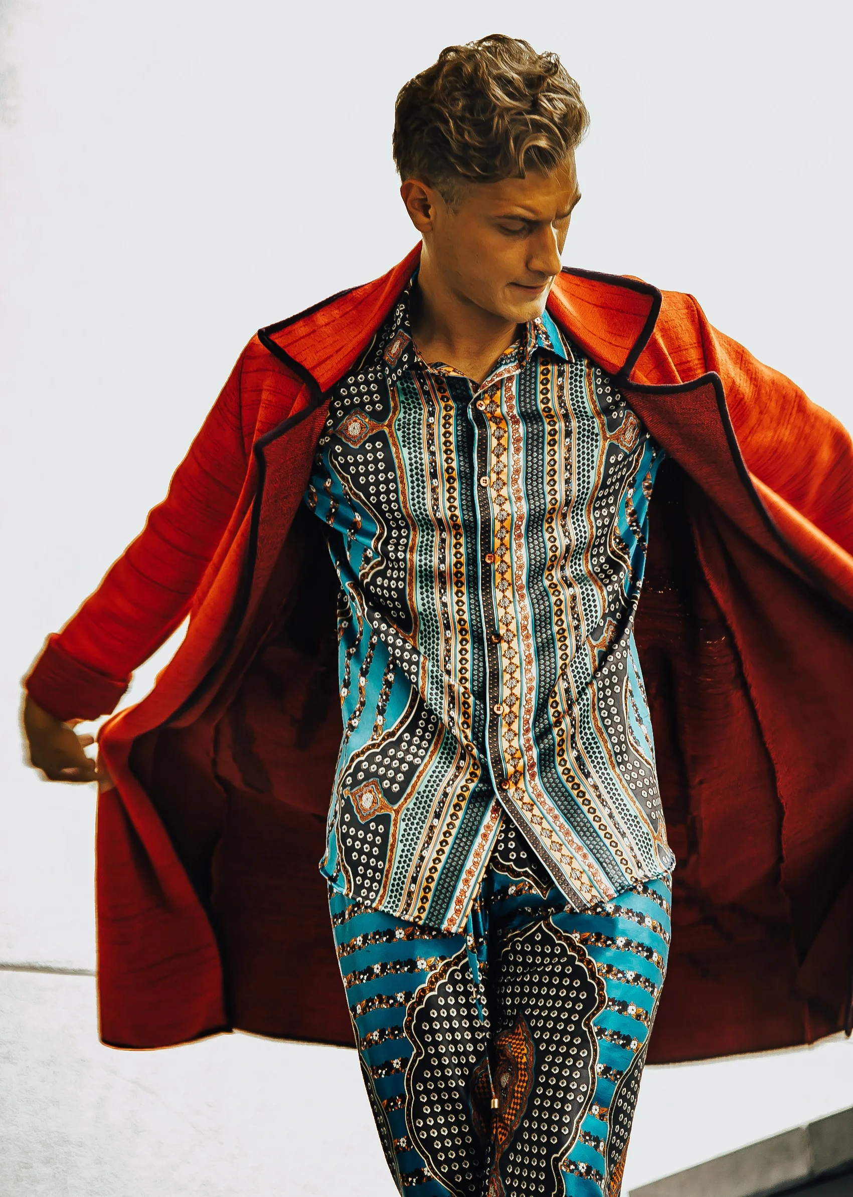 Men's 100% Silk shirt from Mina Binebine's Première Édition.