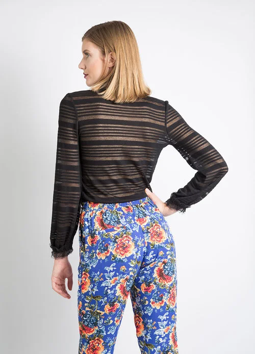 high-neck-sweater_back.jpg