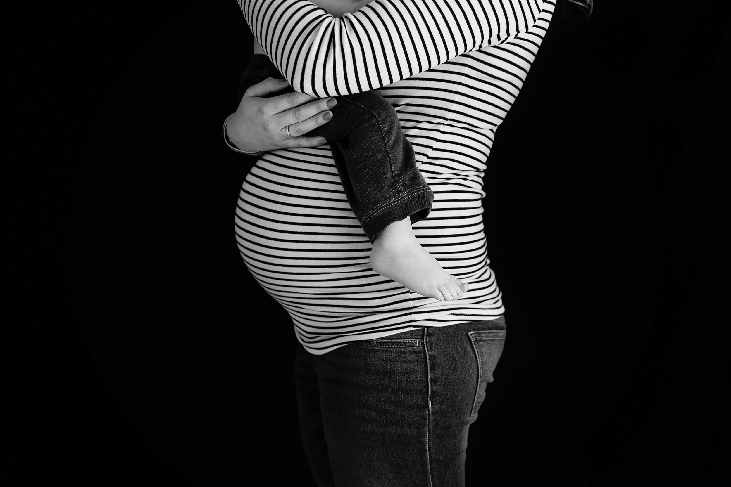 Winter Maternity Session | Morgan Bress Photography