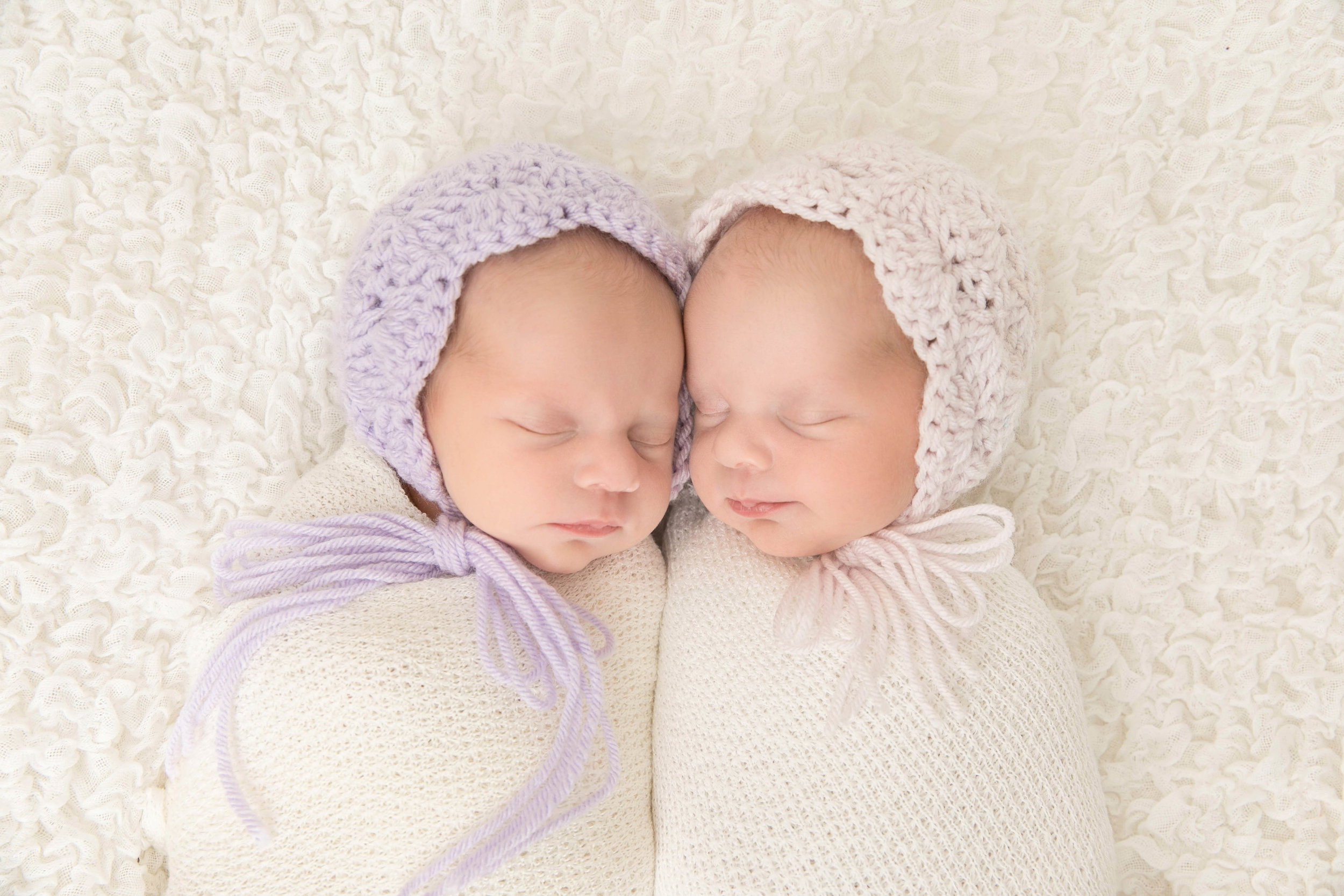 Newborn Photography | Newborn Photographer | Kawartha Lakes Photographer | Lindsay Photographer | Lindsay Ontario Photographer | Kawartha Lakes Photographer | Kawartha Lakes Favourite Photographer | Readers Choice Awards | Morgan Bress Photography | Twins | Twin Newborn Session | Multiple Births