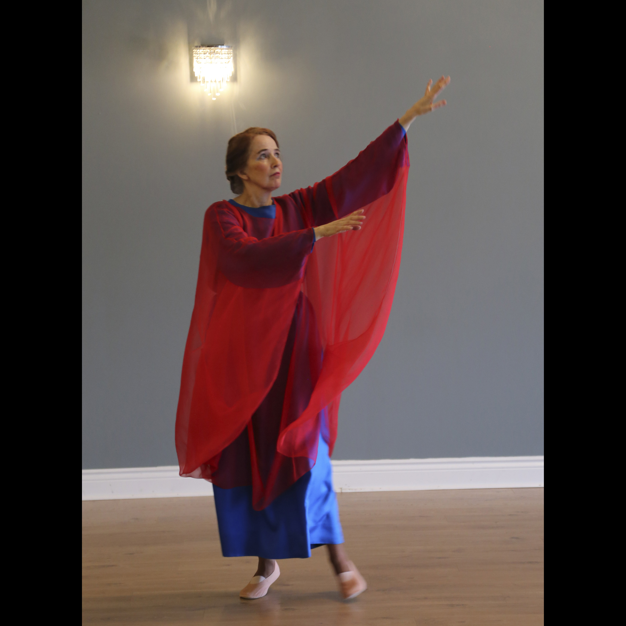 Eurythmy Easter 2018-7428.jpg