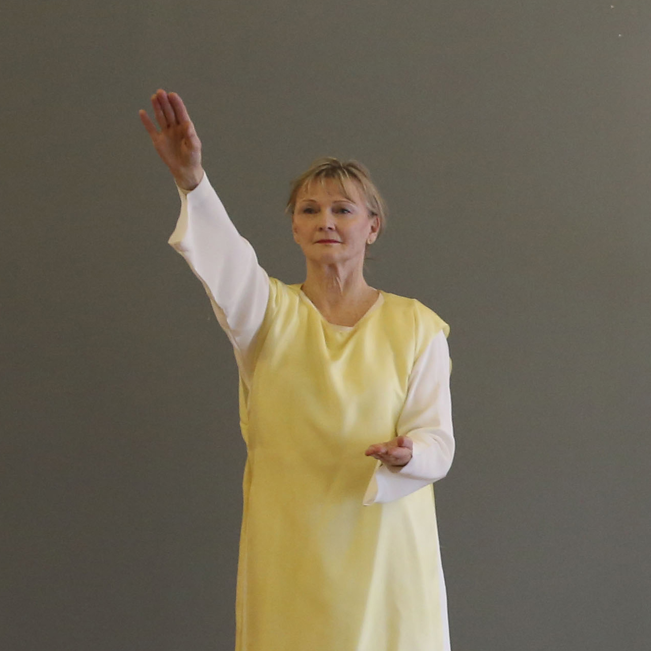 Eurythmy Easter 2018-7469.jpg