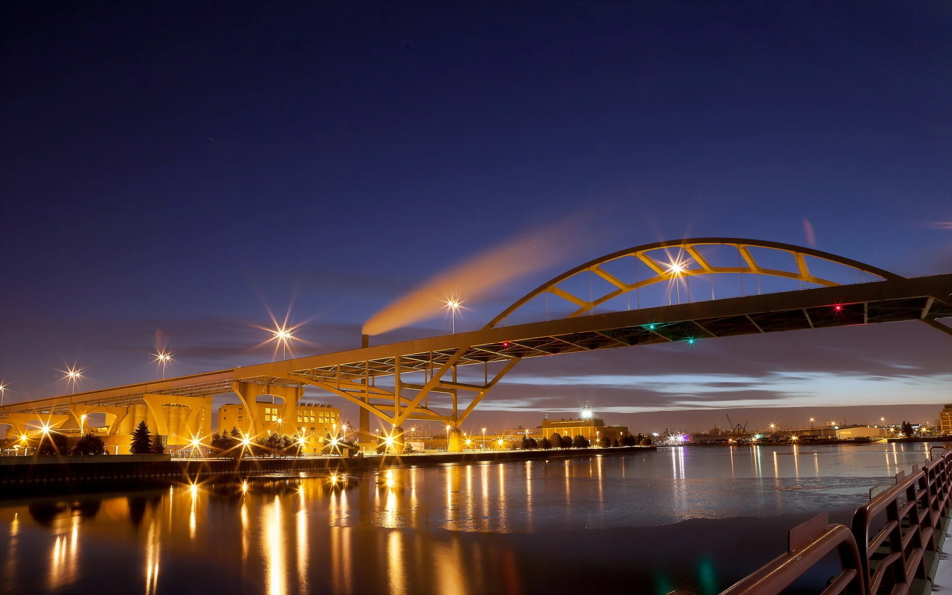 6802867-milwaukee-wallpaper.jpg
