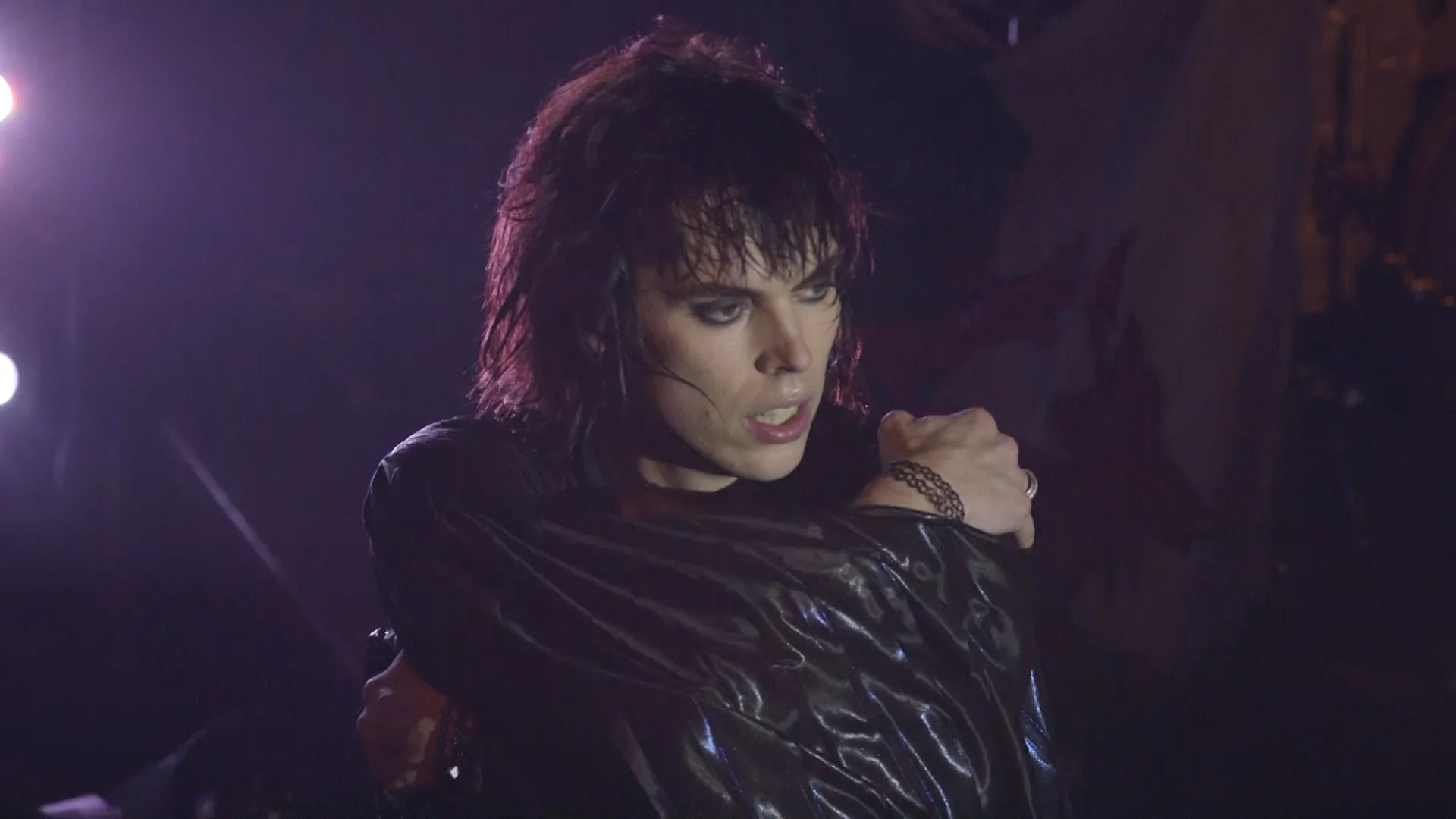 The Struts Luke Spiller looking like he's about to turn in to a bat at their concert in philadelphia.jpg