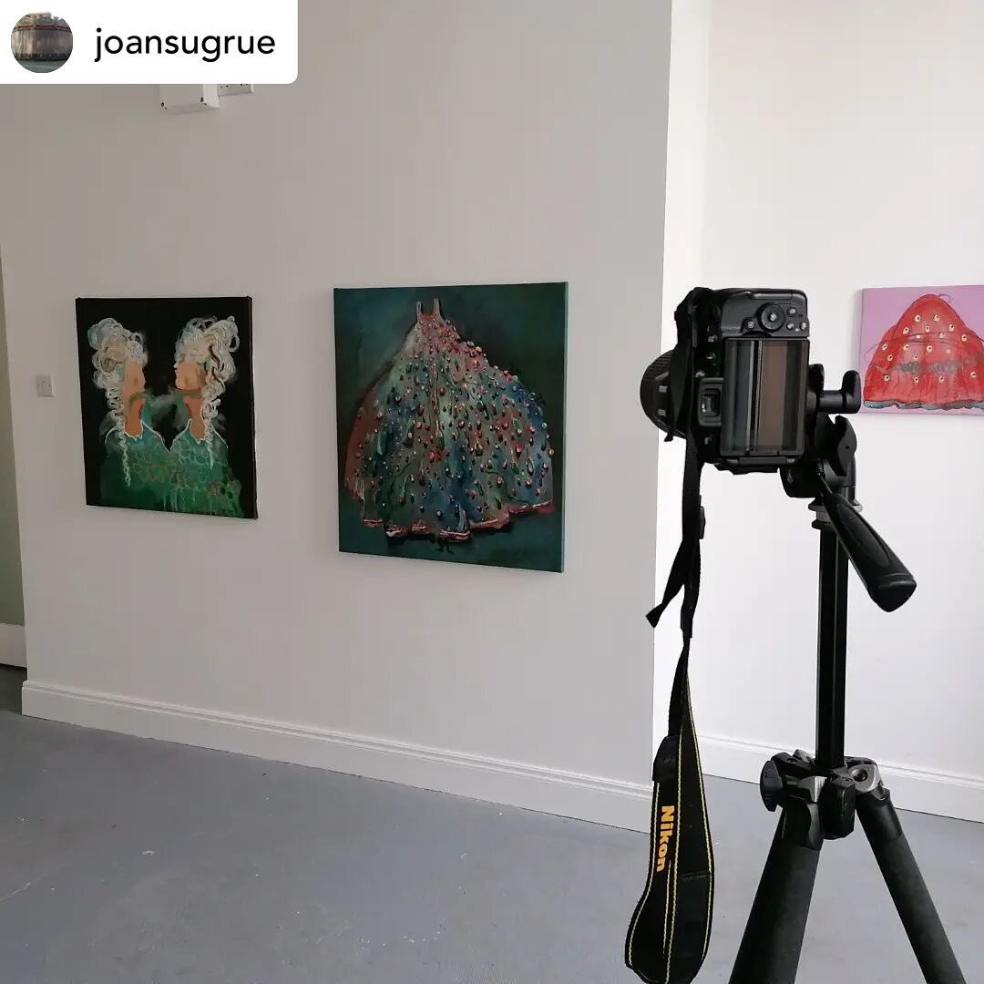 Summer Weekly Showcase
WEEK 3: Joan Sugrue.
&bull;Reposted from @joansugrue Thanks so much to @engageartstudios for the chance to use the gallery for documentation of my work this week. Great to get the space!
#engageartstudios
#summerweeklyshowcase
