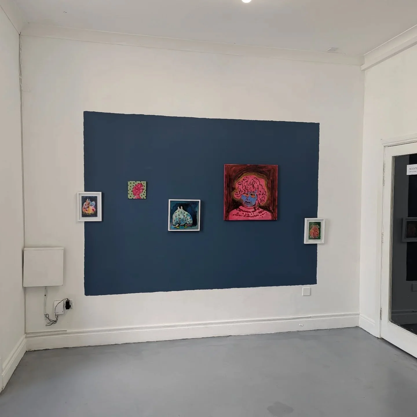 Gold Shift by Joan Sugrue continues today at Engage until 4pm. Come on down!

@joansugrue 
Curated by @aoifebanks 
Produced by @vickysmith.ie