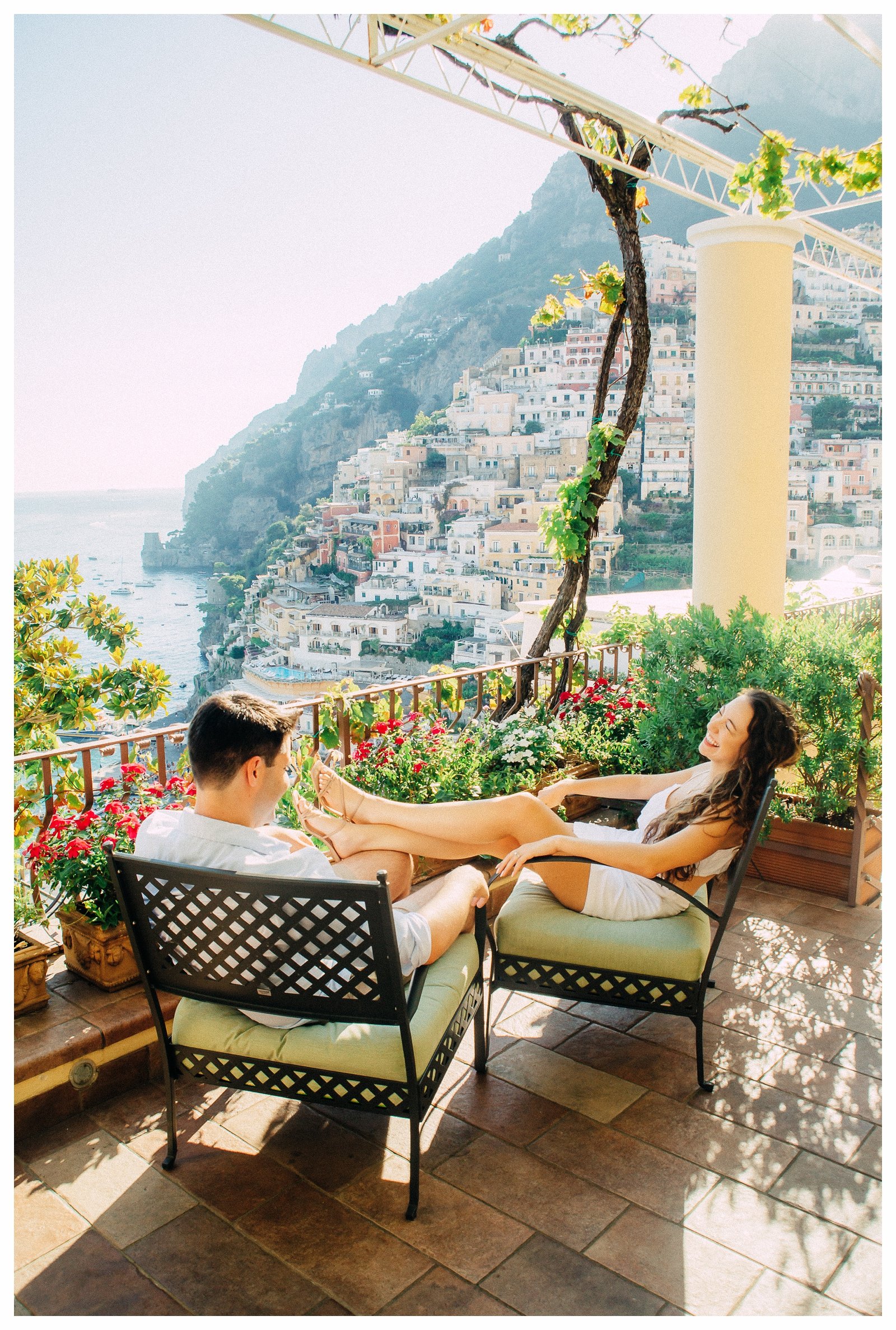 Positano, Amalfi Coast Vintage Car Couple Photography Session with