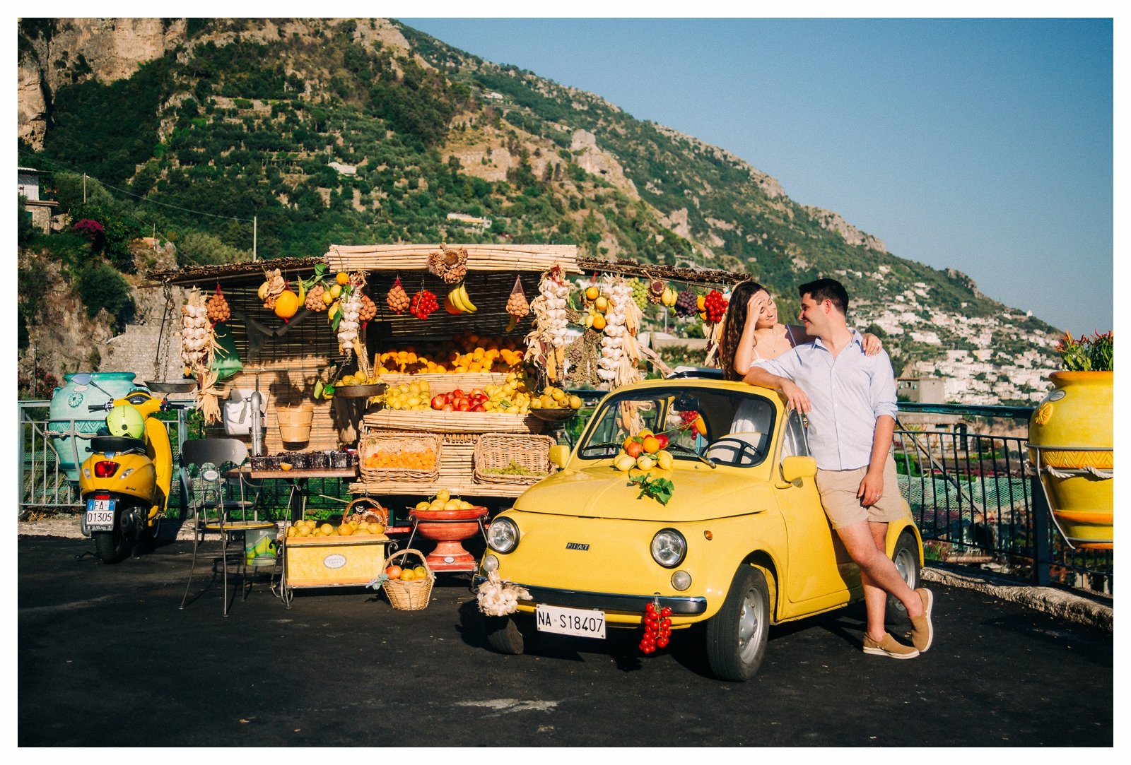 Positano-Amalfi-Coast-Vintage-Car-Vespa-Photographer-Couple_0147.jpg
