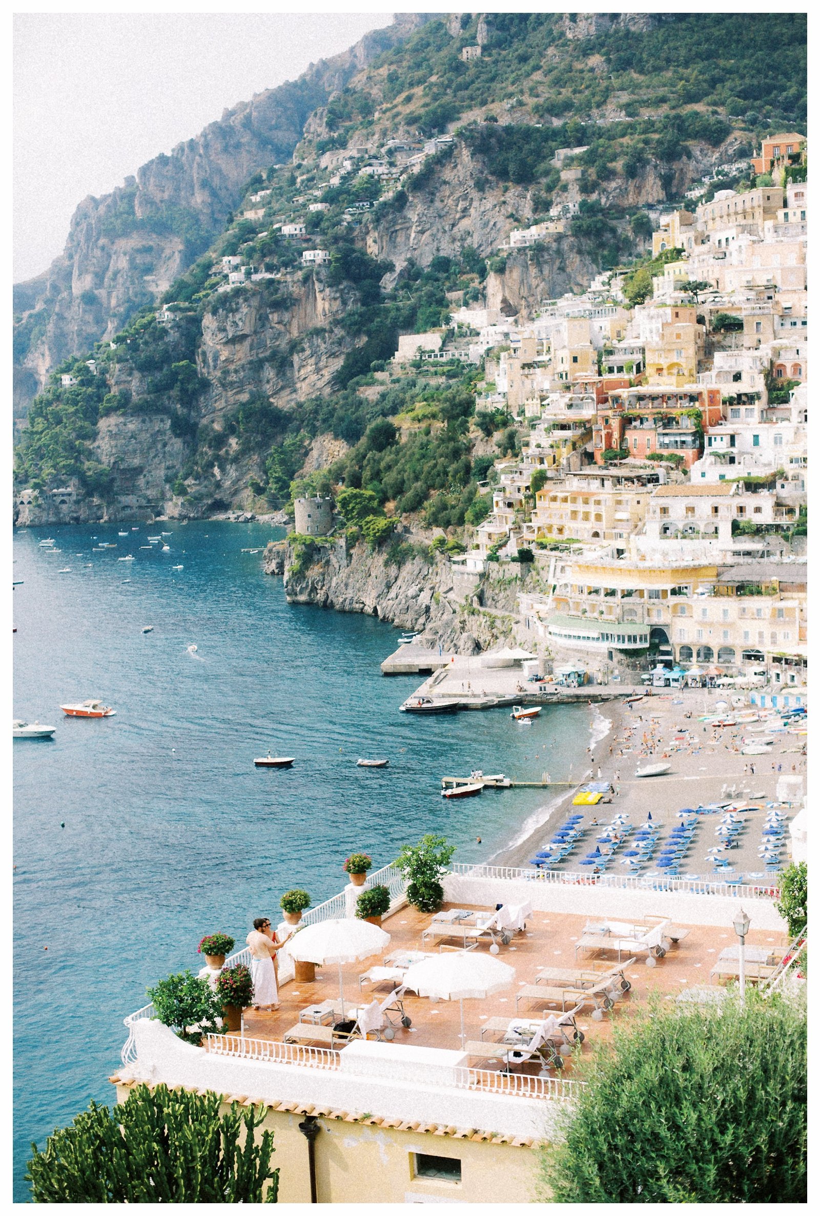 Positano, Amalfi Coast Vintage Car Couple Photography Session with