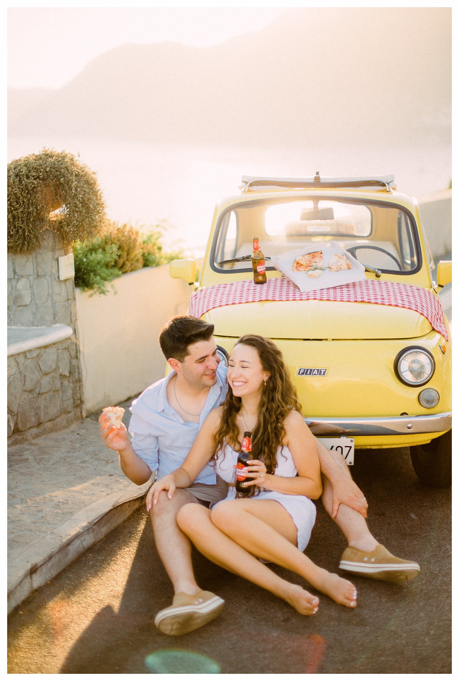 Positano-Amalfi-Coast-Vintage-Car-Vespa-Photographer-Couple_0156.jpg