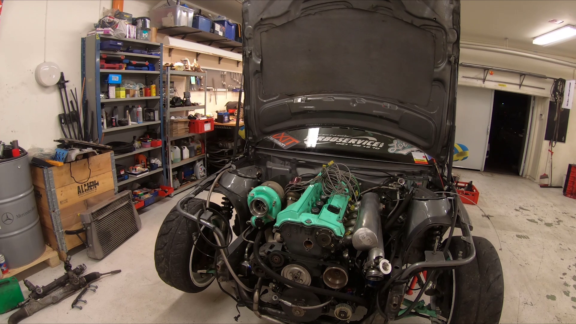 Vlog #21 M104 Turbo Lift, M104 teardown, window graphics and Fuelsystem tutorial!