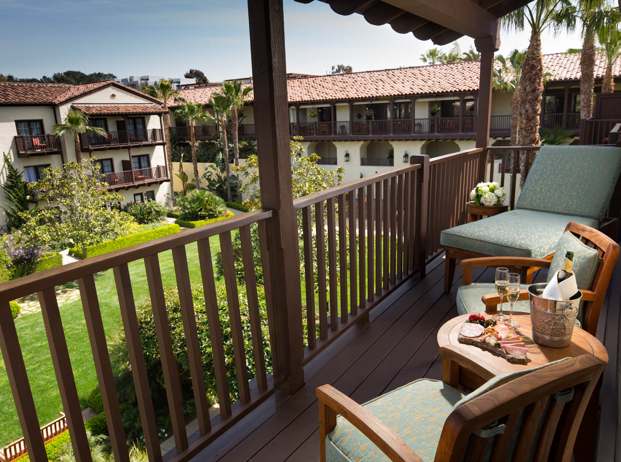 Pres_Suite_Balcony.jpg